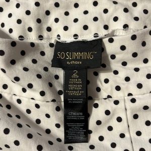 Chicos size Large dotted capri pants.  So slimming brand.